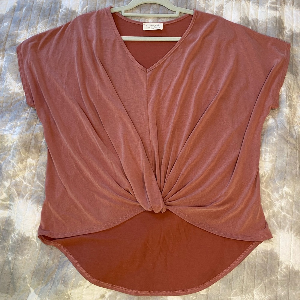 Pink top - Picture 2 of 2